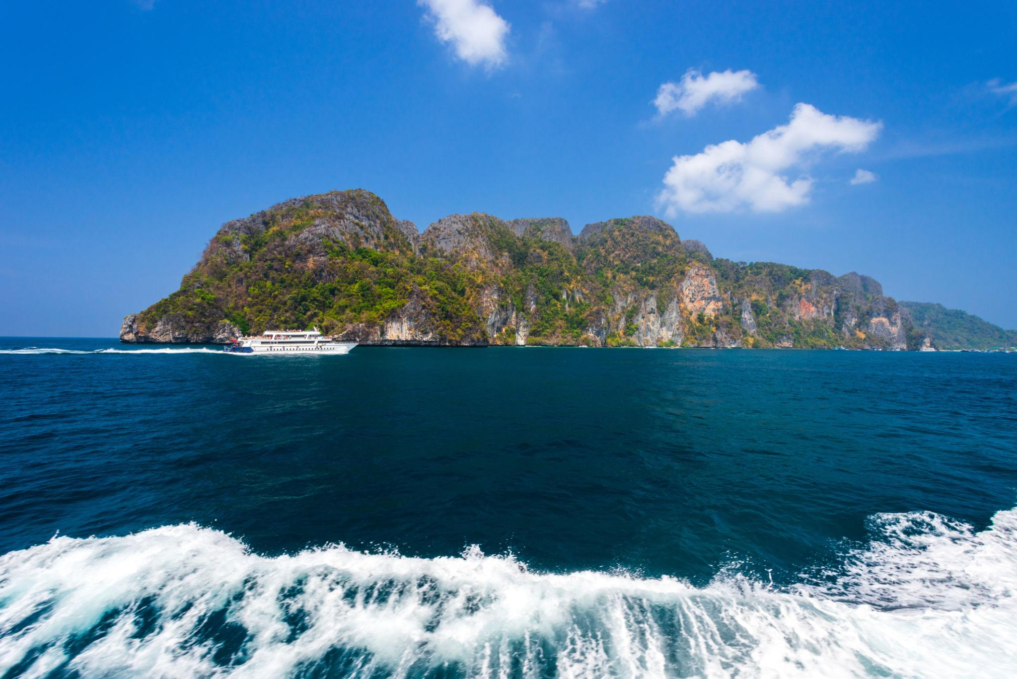 Phi Phi Maya Khai Island by speedboat image 3
