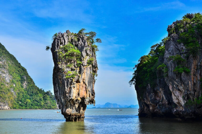 James Bond Island & Phang Nga Bay Big Boat Tour from Phuket