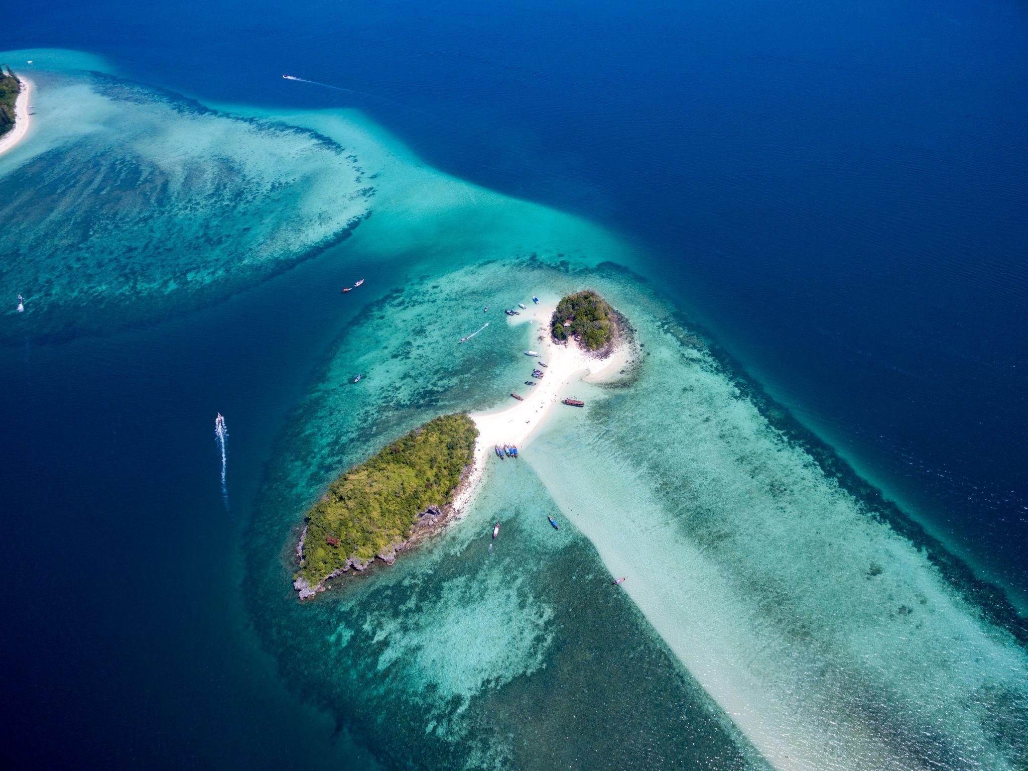 Krabi 4 Island by speedboat image 2